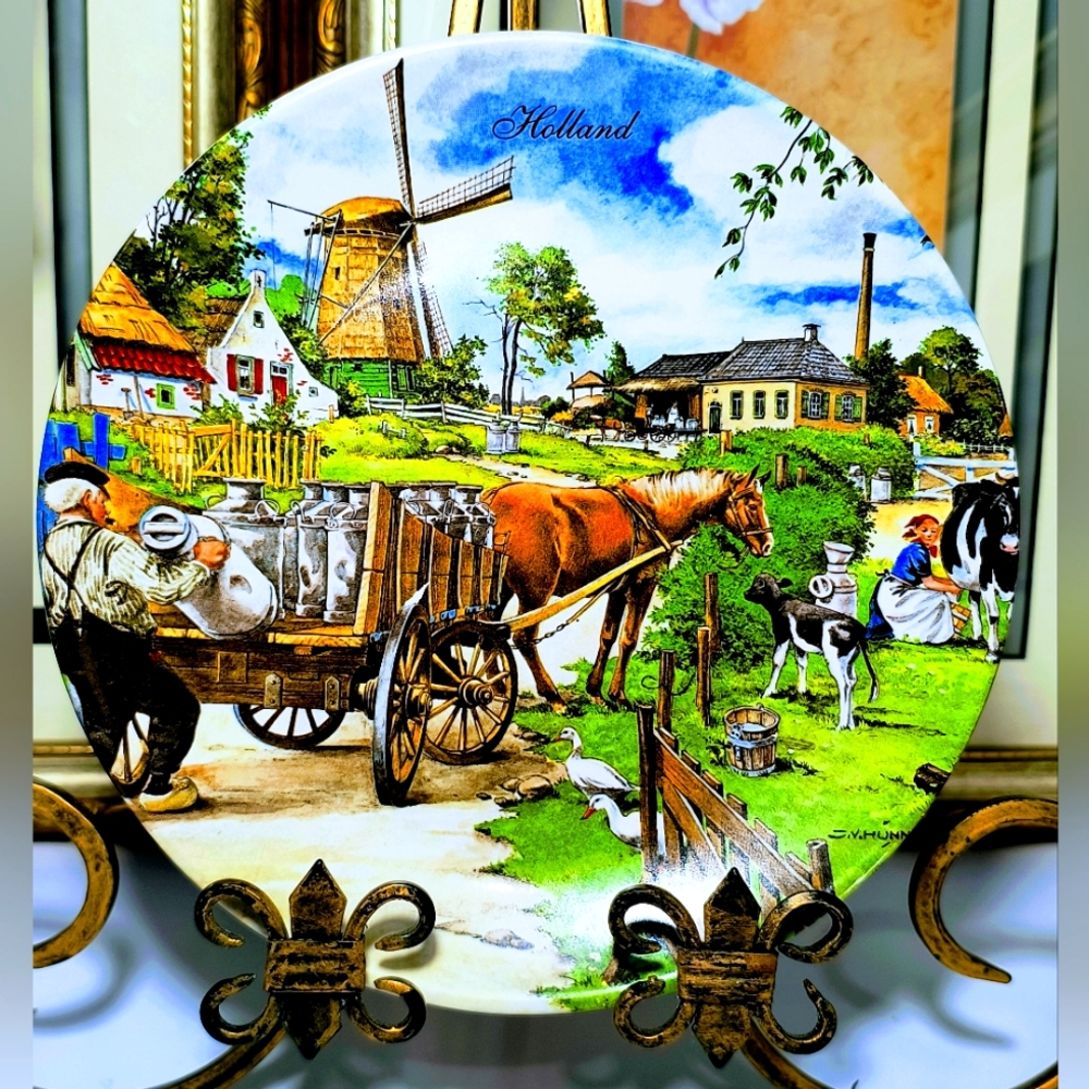 Vintage Dutch ceramic wall hanging plate, wall plate.  Royal Schwaba
